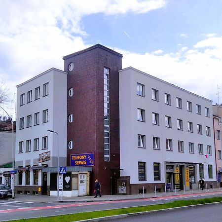 Hostel Omega Жешув Экстерьер фото
