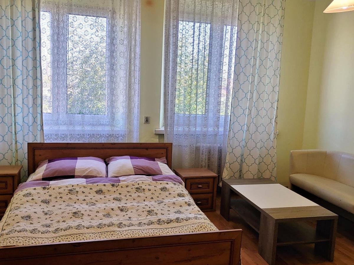 Hostel Omega Жешув Экстерьер фото