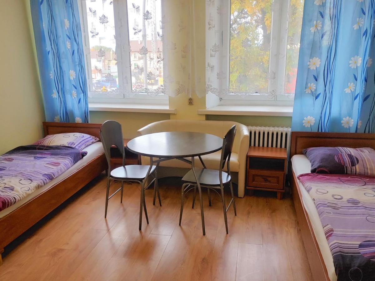 Hostel Omega Жешув Экстерьер фото
