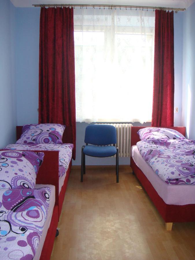 Hostel Omega Жешув Экстерьер фото