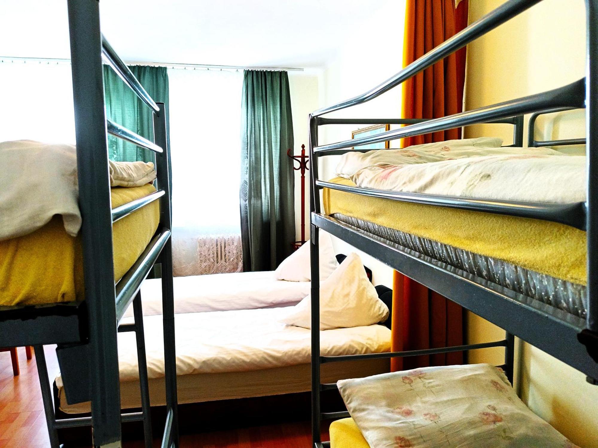 Hostel Omega Жешув Экстерьер фото
