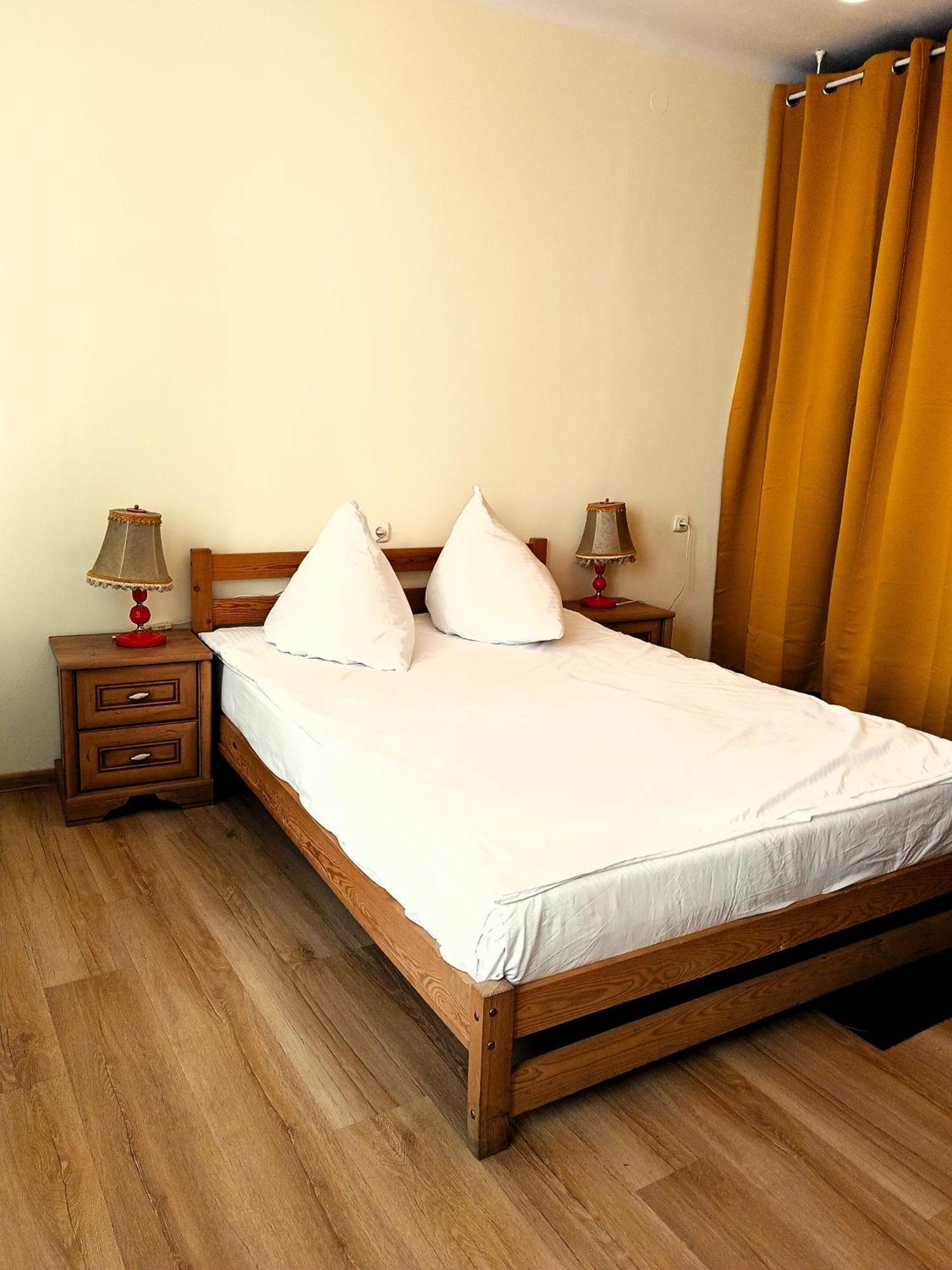 Hostel Omega Жешув Экстерьер фото
