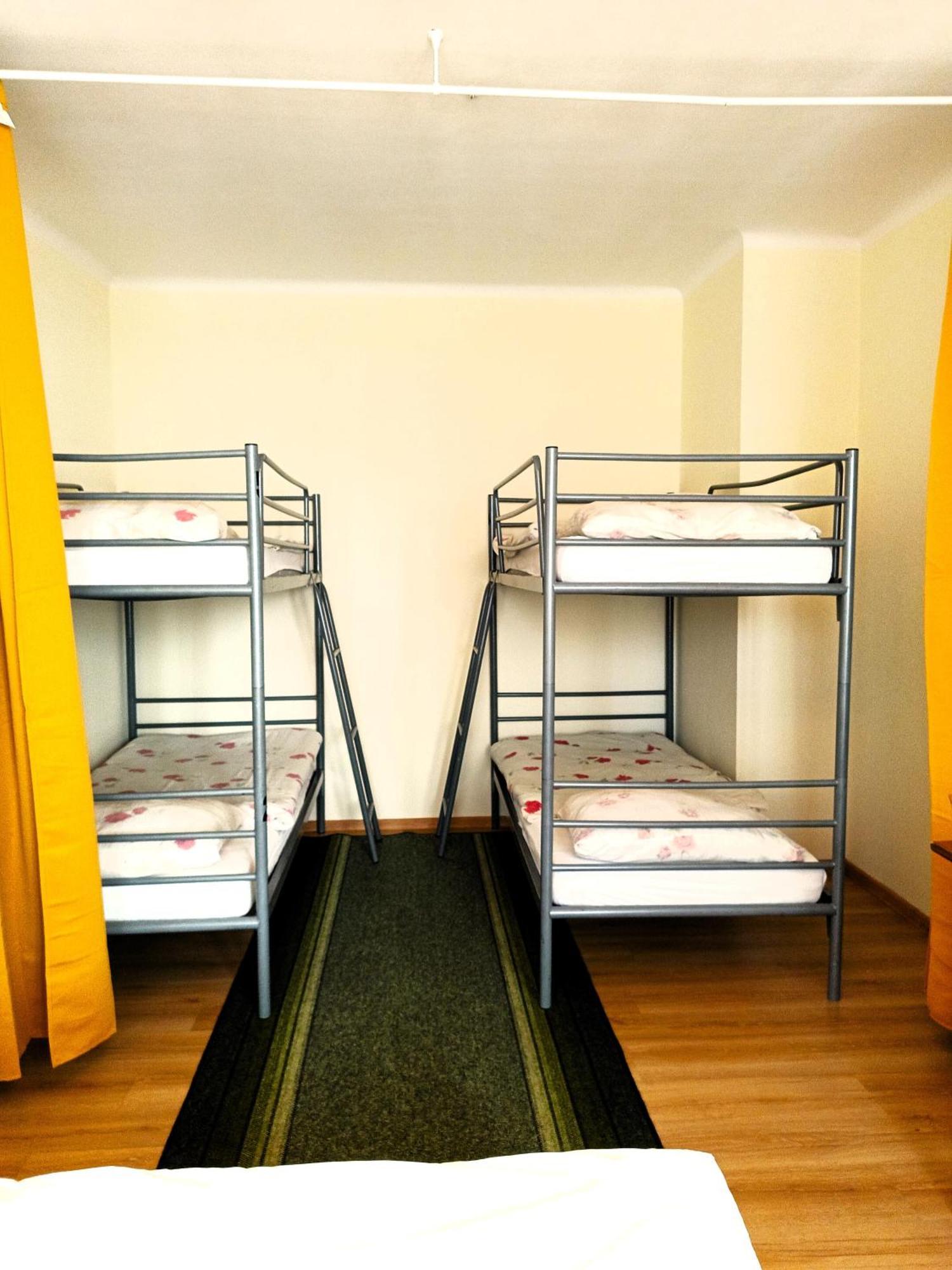 Hostel Omega Жешув Экстерьер фото